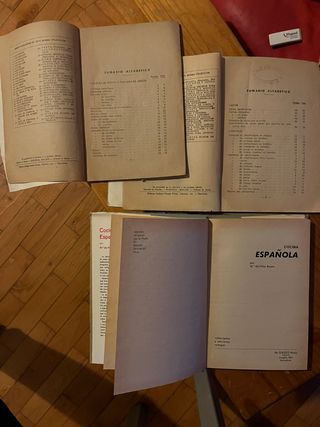 LOTE 3 OBRAS SOBRE COCINA ESPAÑOLA 1947 Y 1968