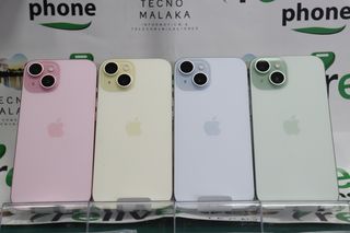 iPhone 15 Exposicion 128GB/256GB