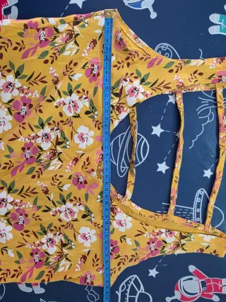 Vestido amarillo floral Inside Talla L