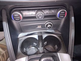 Alfa Romeo Stelvio 2.2 Diésel 132kW (180CV) Super RWD