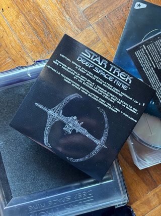 Star Trek Deep Space Nine Vol. 1 6 DVD + 1 CD-ROM