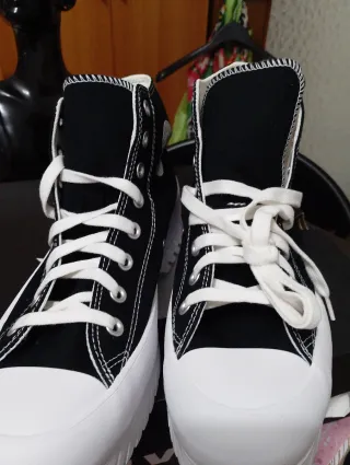 Converse Chuck Taylor unisex tg 42.5