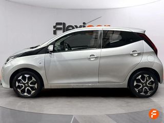 Toyota Aygo 1.0 70 x-play