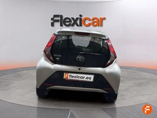 Toyota Aygo 1.0 70 x-play