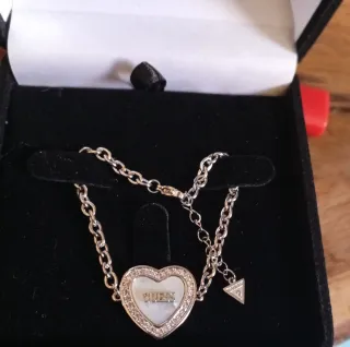 Pulsera Guess Corazón Madre Perla y Circonitas