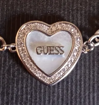 Pulsera Guess Corazón Madre Perla y Circonitas