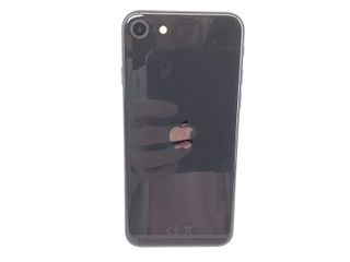 apple iphone se (2020) 64gb