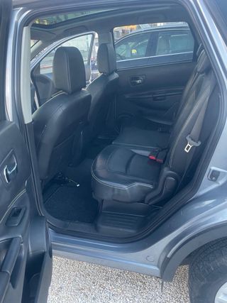 Nissan Qashqai+2 2012