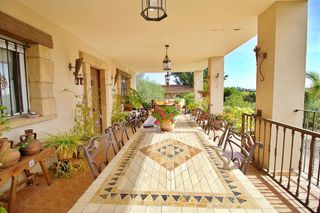 Chalet en venta en Valverde en Elche