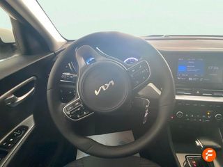 Kia Niro 1.6 GDi HEV 104kW (141CV) Drive