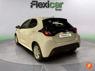Toyota Yaris 1.5 120H Business Plus