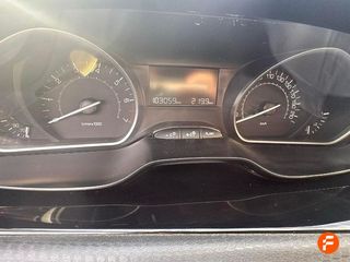 Peugeot 2008 Style 1.2L PureTech 60KW (82CV)