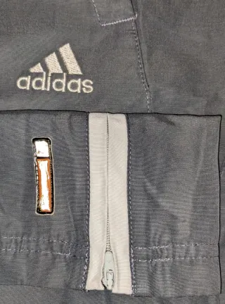 Pantalón corto Adidas L