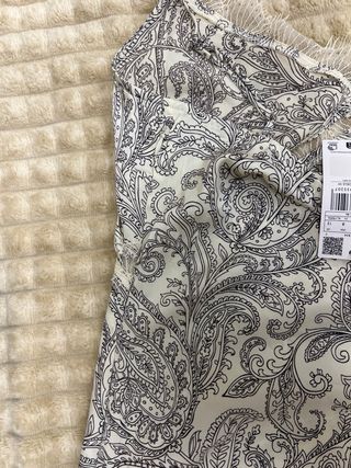 Vestido lencero estampado paisley