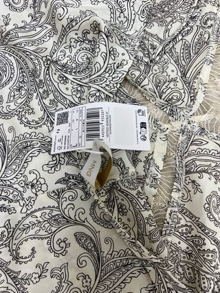 Vestido lencero estampado paisley