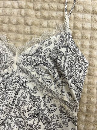 Vestido lencero estampado paisley