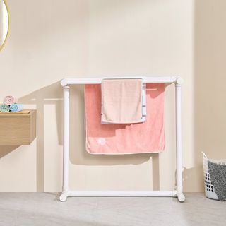 Soporte para Toallas, Soporte de Toallas de PVC para Exterior con 5 Barras, Soporte de Toallas de Piso para Piscina con Clips, Bolsa y Gancho, Organizador de Secado de Colchas para Interior y Exte...