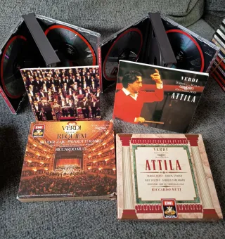 4CD Verdi Requiem & Attila - Muti - EMI lote