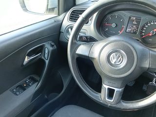 Volkswagen Polo 2012 TDi 75CV ¡¡MANTENIDO 100%!!