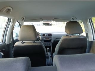 Volkswagen Polo 2012 TDi 75CV ¡¡MANTENIDO 100%!!