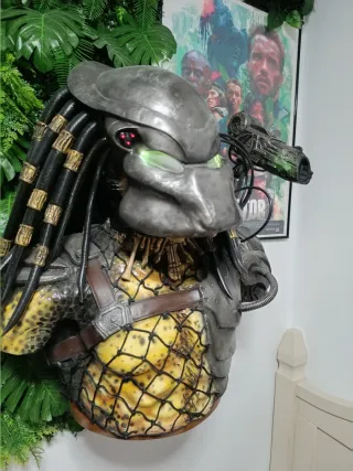 Busto Predator