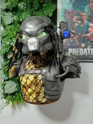 Busto Predator