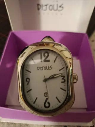 Reloj Dijous Beige y Plateado