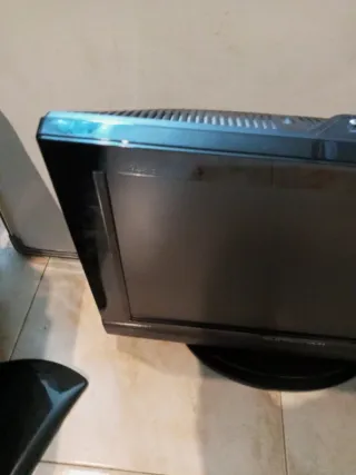 TV Supratech con DVD incorporado