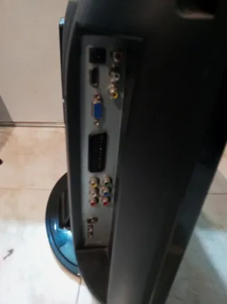 TV Supratech con DVD incorporado