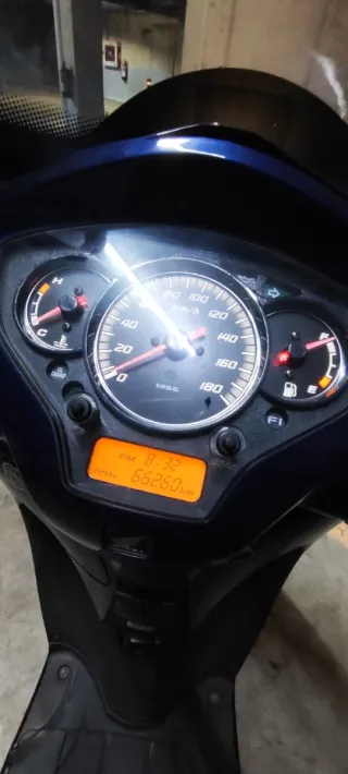 Honda SH300i Maxi Scooter Azul