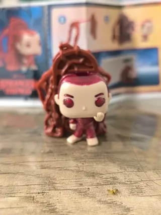 Funko Kinder Joy Stranger Things Eleven del revés