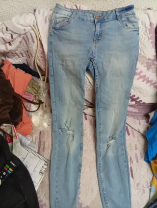 Vaqueros FB Sister desgastados talla 38