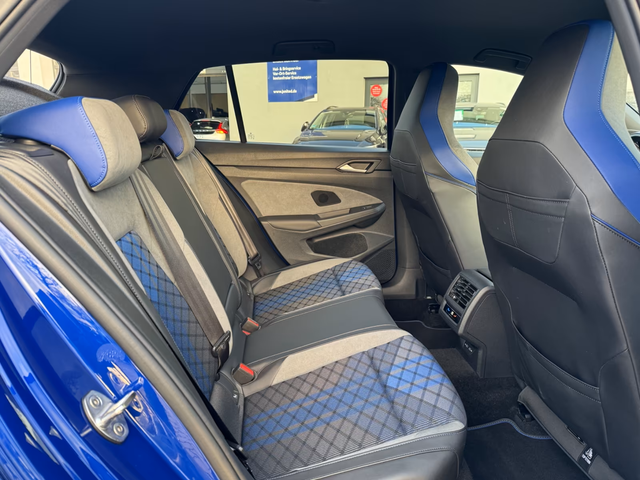 Volkswagen Golf 8R 4Motion 320cv 2022