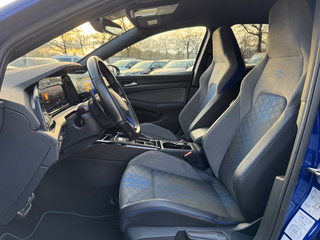 Volkswagen Golf 8R 4Motion 320cv 2023