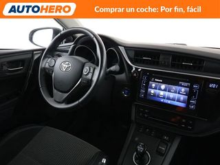 Toyota Auris 1.8 Hybrid Business