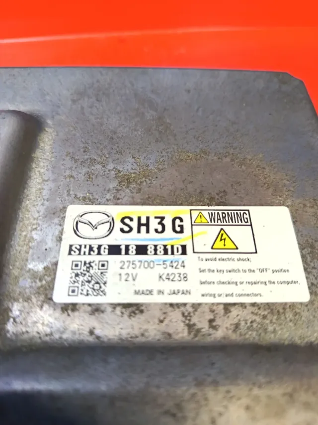Unidad Control Motor Mazda SH3G 18 881D ECU
