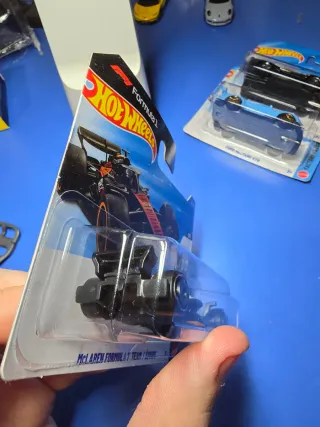 Hot wheels F1 mclaren formula 1 team