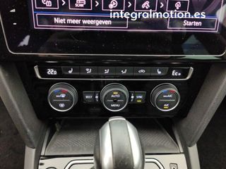 Volkswagen Passat Variant 1.4 TSI DSG6 GTE Business 5d