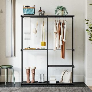 Guardaroba con 3 barre e 4 ripiani, guardaroba in tessuto non tessuto, plastica e acciaio, 142X43X185 cm, nero