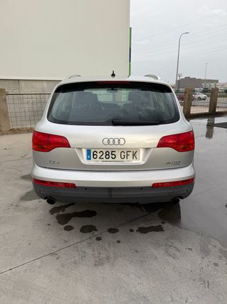 Audi Q7 2006
