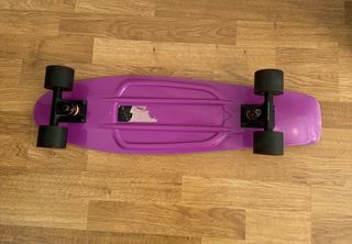 Skate Oxelo Grande de color morado 68x19