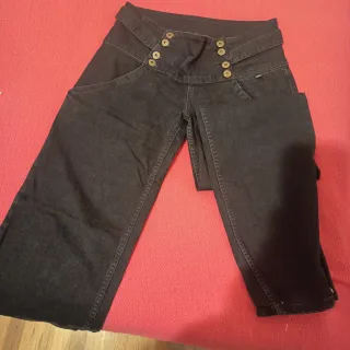 Pantalones vaqueros Nikita azules