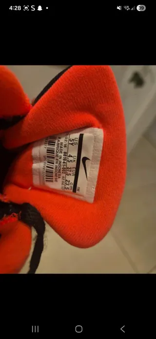 Sneakers Nike Nere e Fucsia