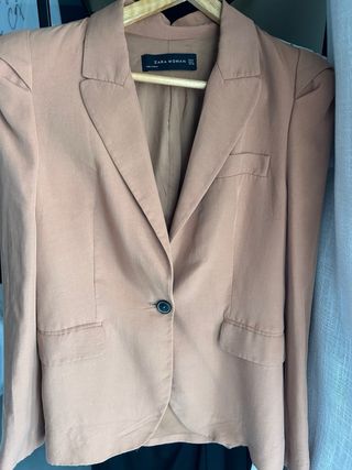 Americana Zara Naranja Talla M