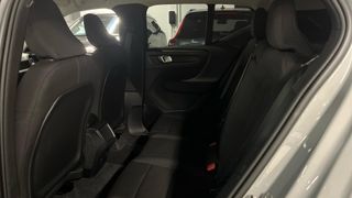 VOLVO XC40 1.5 T2 ESSENTIAL AUTO 129 5P