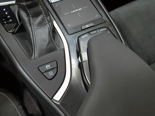 LEXUS UX 250H PREMIUM 2.0 HYBRID 184 CV AUTO 5P