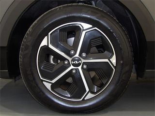 KIA Niro 1.6 GDi HEV 95kW (129CV) Drive