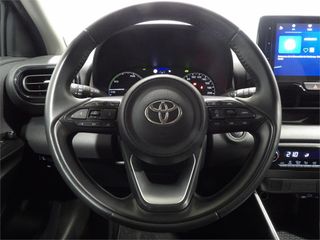 TOYOTA Yaris 1.5 120H Active Plus