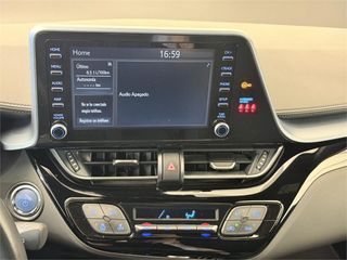 TOYOTA Toyota C-HR 5P Advance 180H e-CVT