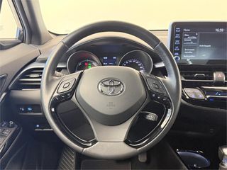 TOYOTA Toyota C-HR 5P Advance 180H e-CVT